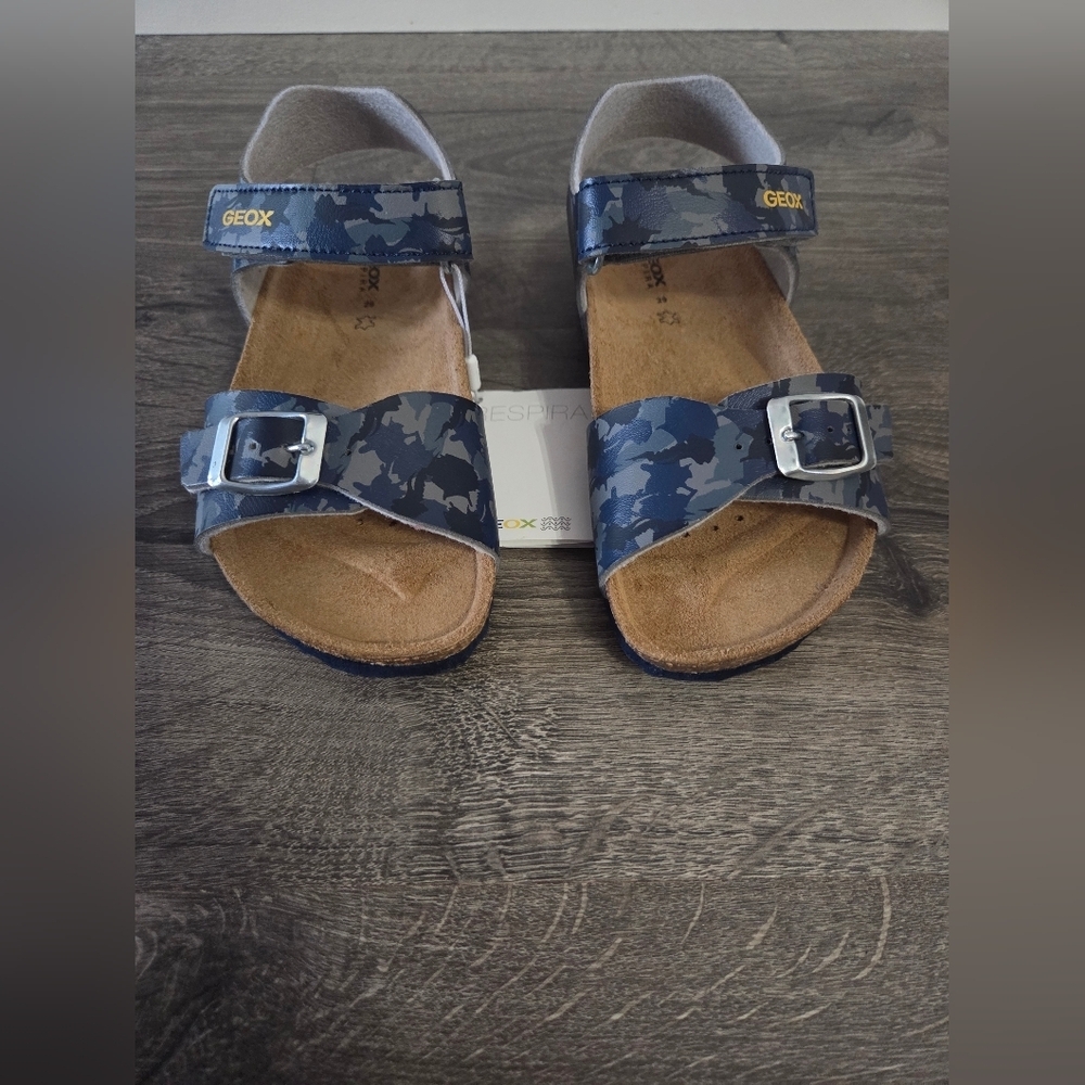 Geox Boys Sandals Size 29 NWT